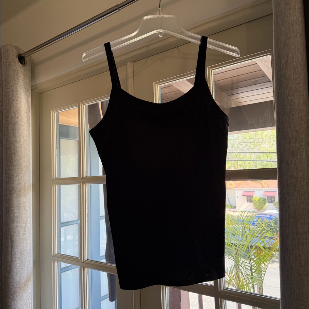 No Boundaries Black Women's Tank Top with Thin Straps size large